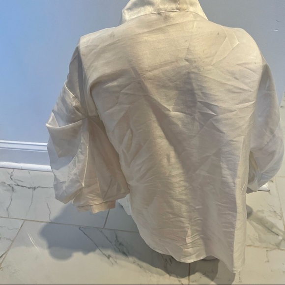 Satin avant-garde Bow top - Picture 6 of 6